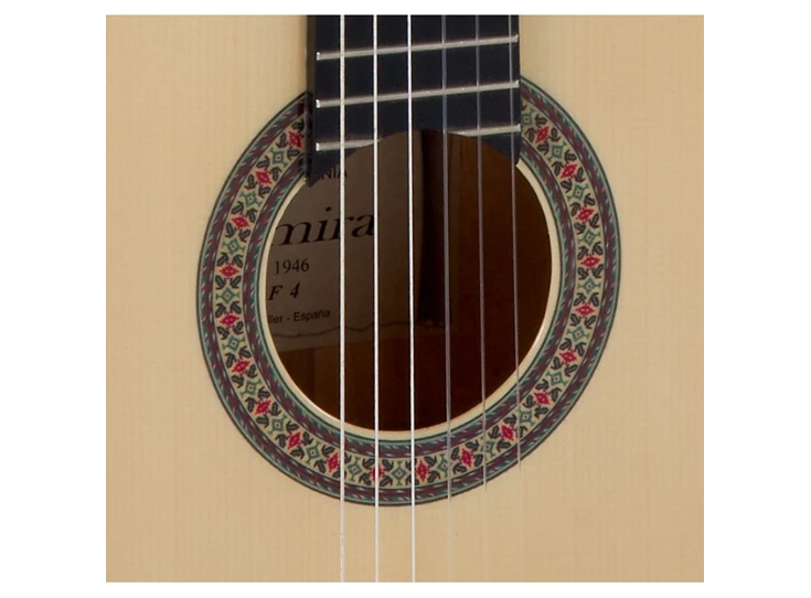 admira-f4-flamenco-guitar (4).jpg