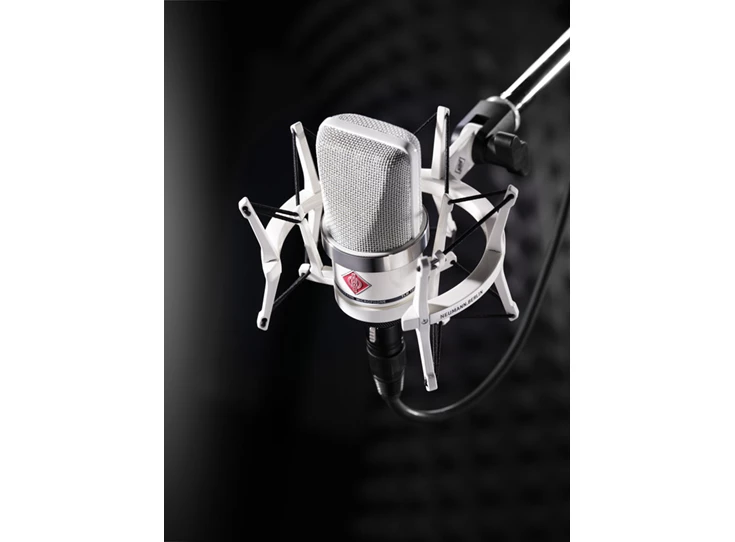 x1_TLM-102-White-Edition-with-EA-Top-View_Neumann-Studio-Microphone_G.jpg