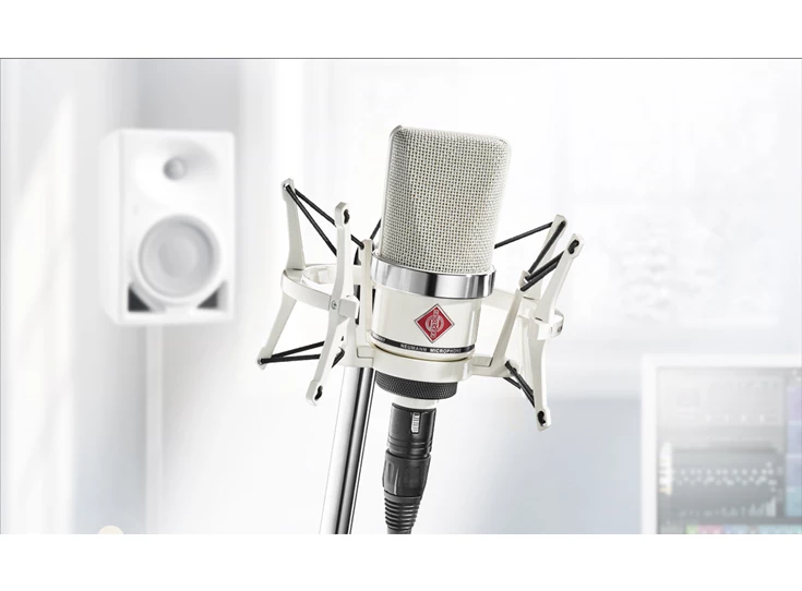 x1_TLM-102-White-Edition-with-EA-Room_Neumann-Studio-Microphone_G.jpg