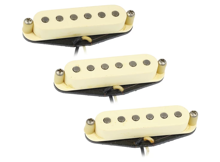 BARE-KNUCKLE-Strat-Cover-3-Cream-Aged